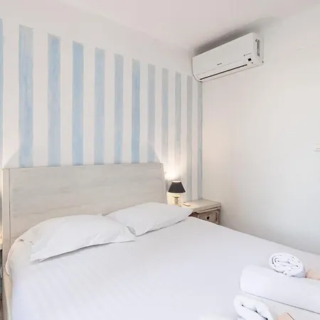 Апартаменты Atypical Old Town In Large Terrace Канны