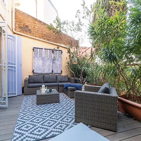 Atypical Old Town In Large Terrace