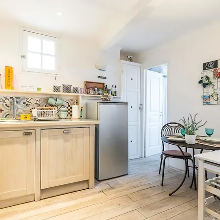 Atypical Old Town In Large Terrace Апартаменты Канны