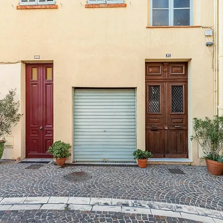 شقة Atypical Old Town In Large Terrace *